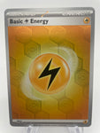 Basic Lighning Energy Holo SVEen 004 Shrouded Fable