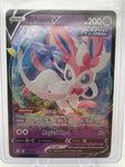 Sylveon V (74/203)